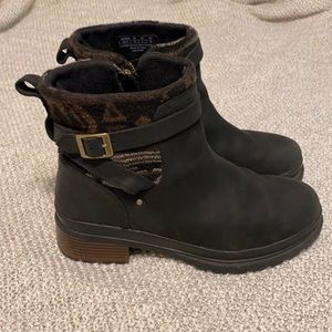 Muck Boot/Liberty Waterproof Ankle Zipper Boot